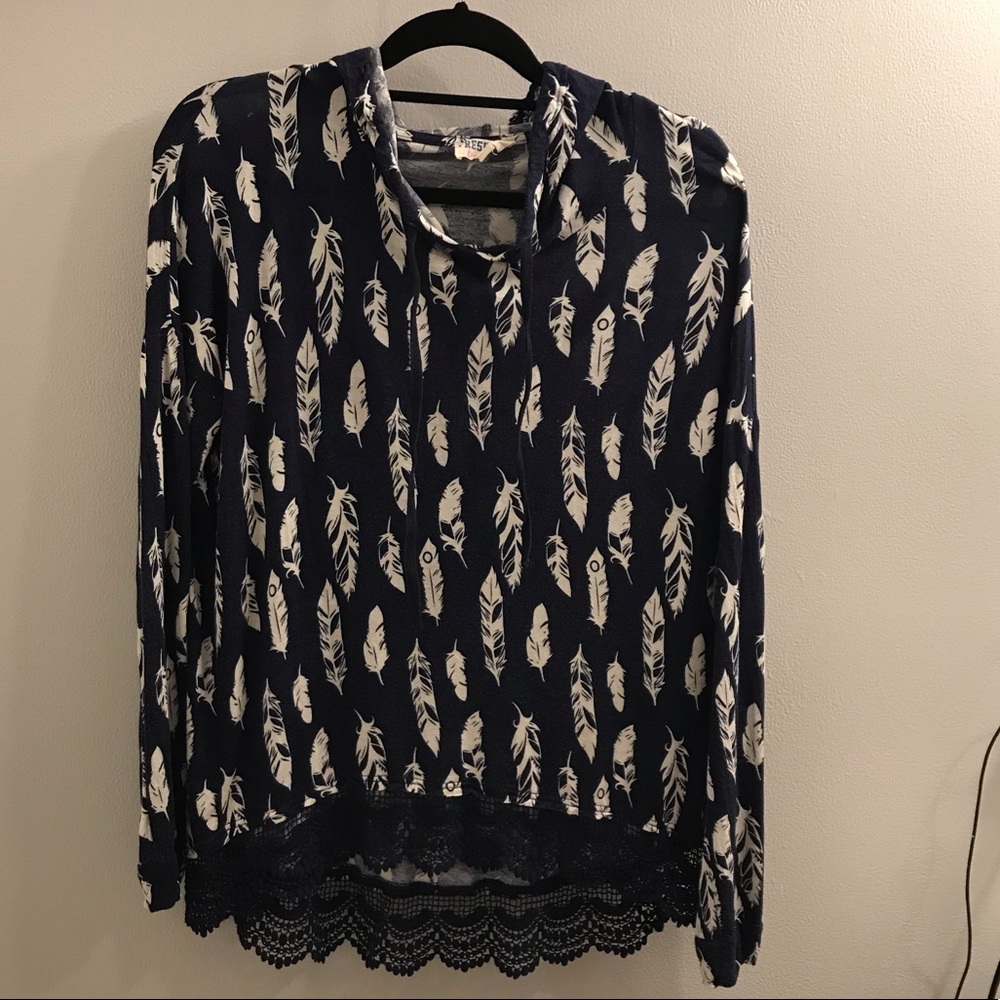 Women’s Hooded Shirt